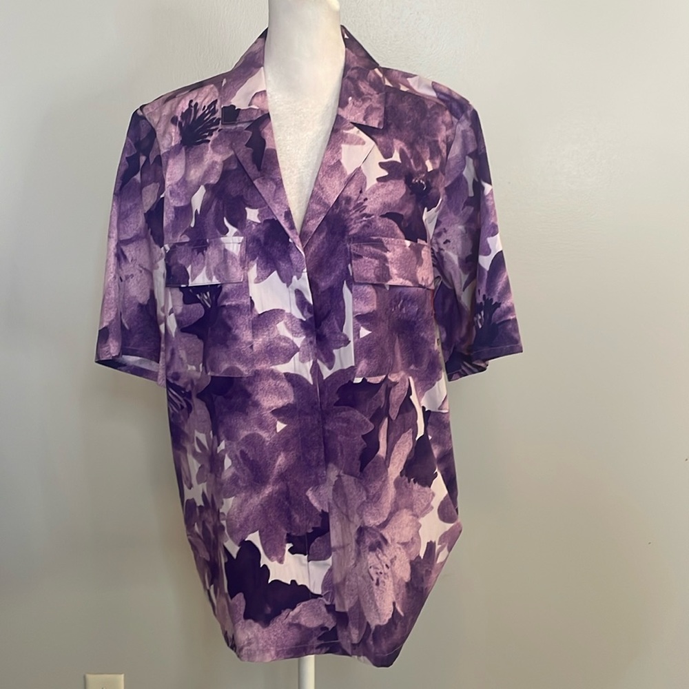 [Open Edit] Purple/White Floral Button Down Blouse - Size Small NWT